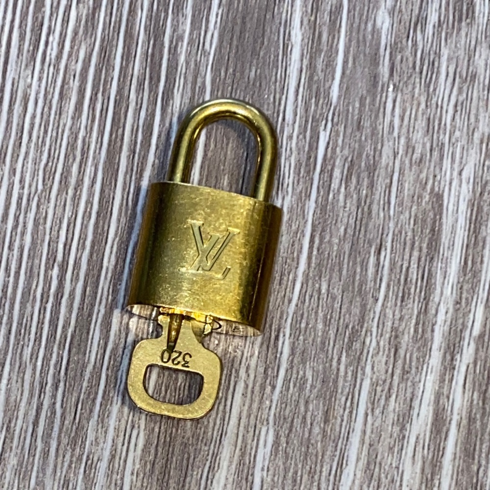 Louis Vuitton Brass Padlock 320